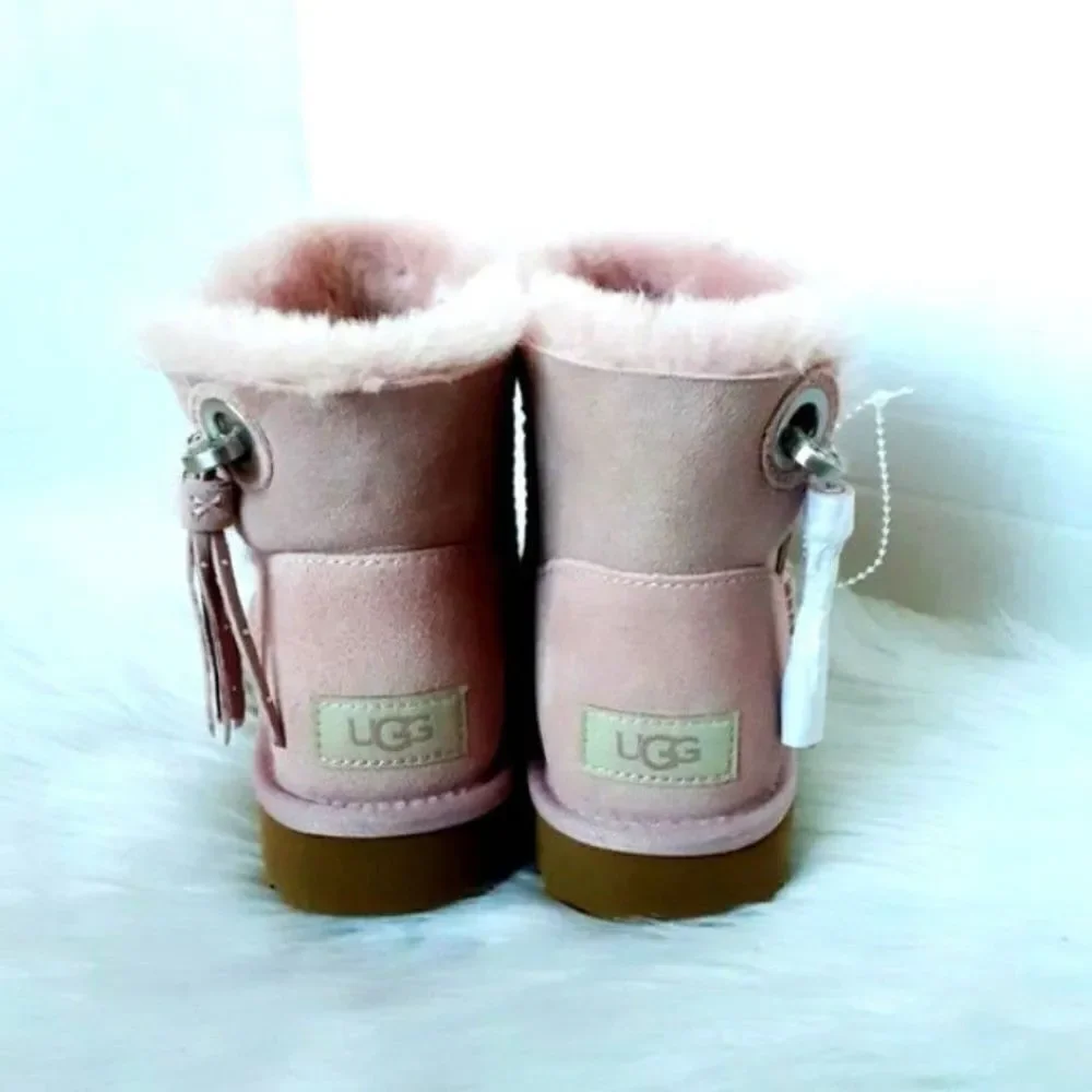 UGG Pink Leather Women's size 6M Short Winter Boot